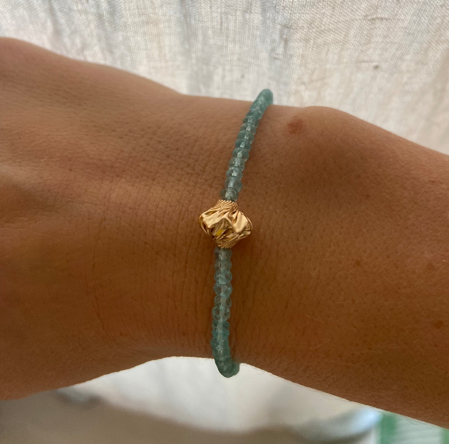 Aquamarine & gold nugget bead bracelet