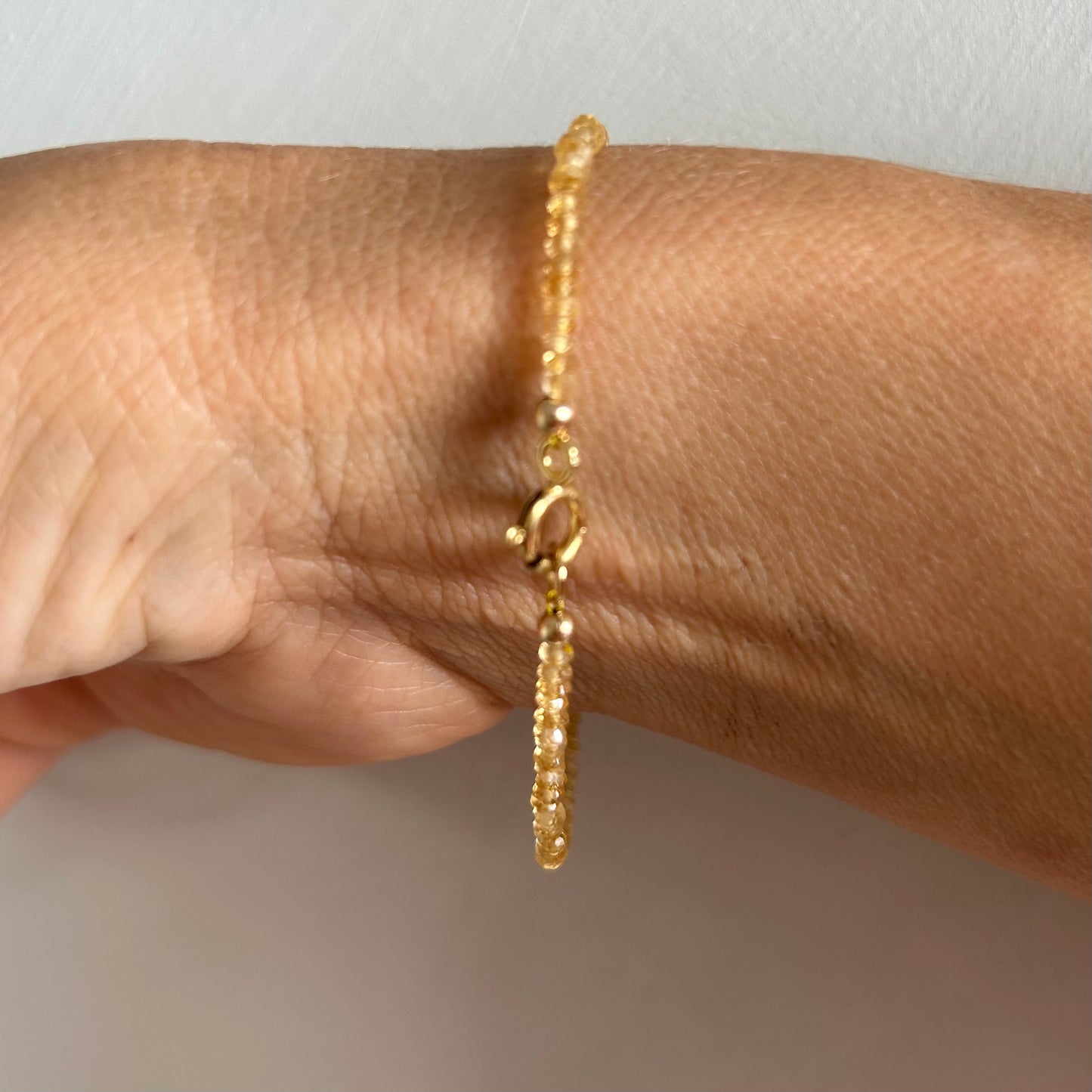 Fine Citrine gemstone bracelet with lapis pendant